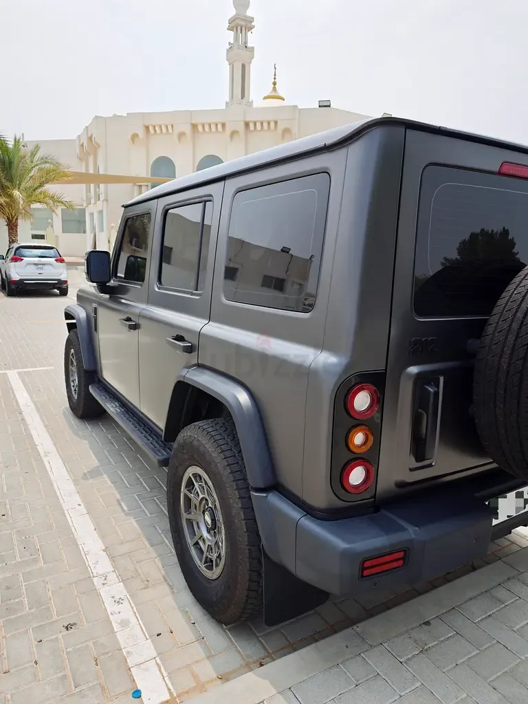 212 T01 2.0 AT AWD (238 حصان) - 5
