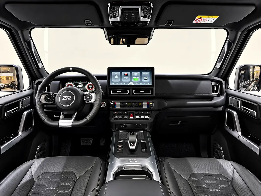 212 T01 2.0 AT AWD (238 حصان) - 13
