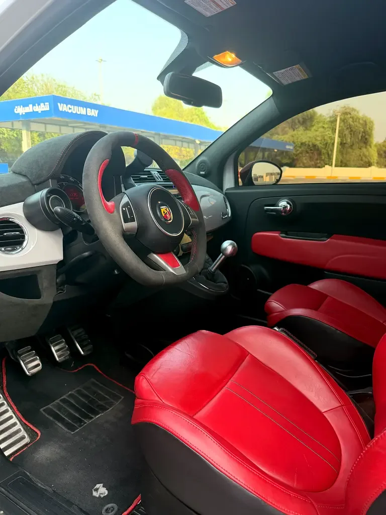 Abarth 500 1.4 MT (145 hp)