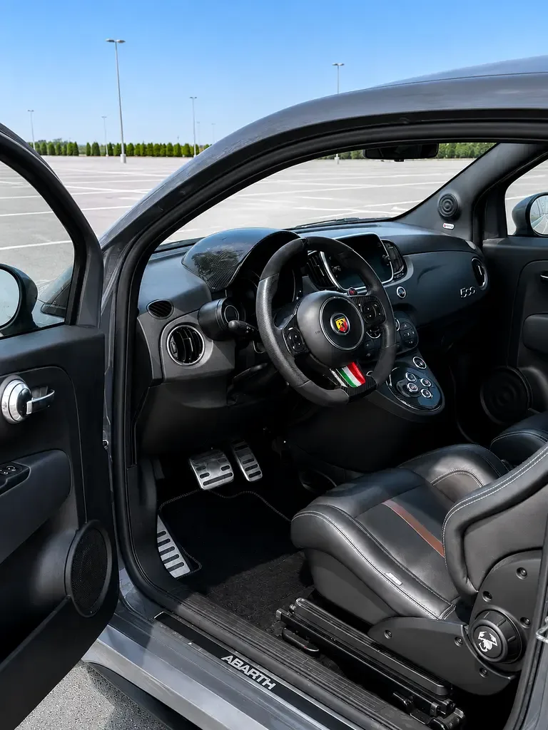 Abarth 695 1.4 AT (165 hp) - 5