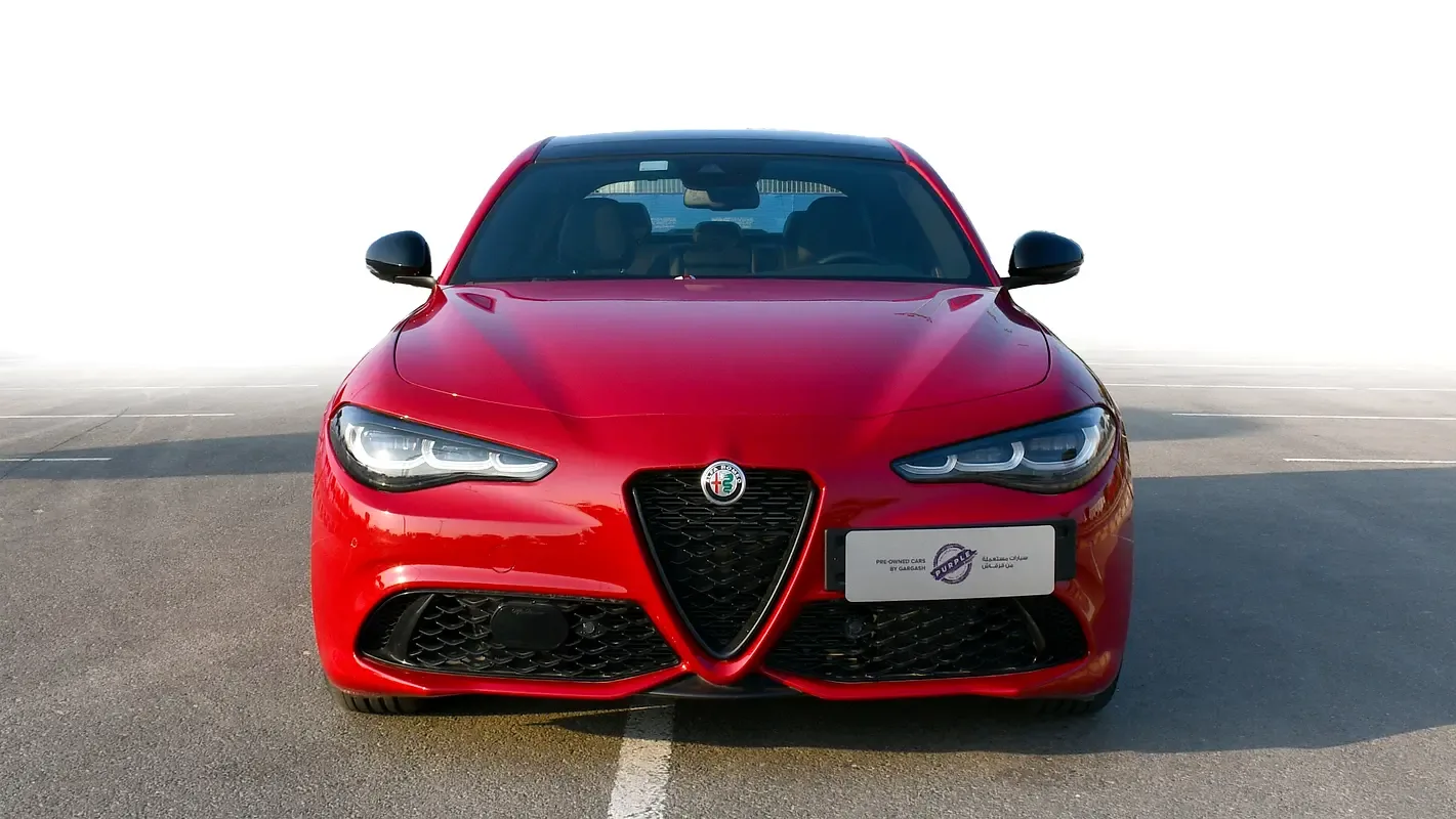 Alfa Romeo Giulia 2.0 AT AWD (280 hp) - 2