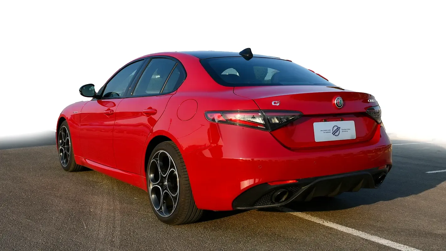 Alfa Romeo Giulia 2.0 AT AWD (280 hp) - 7