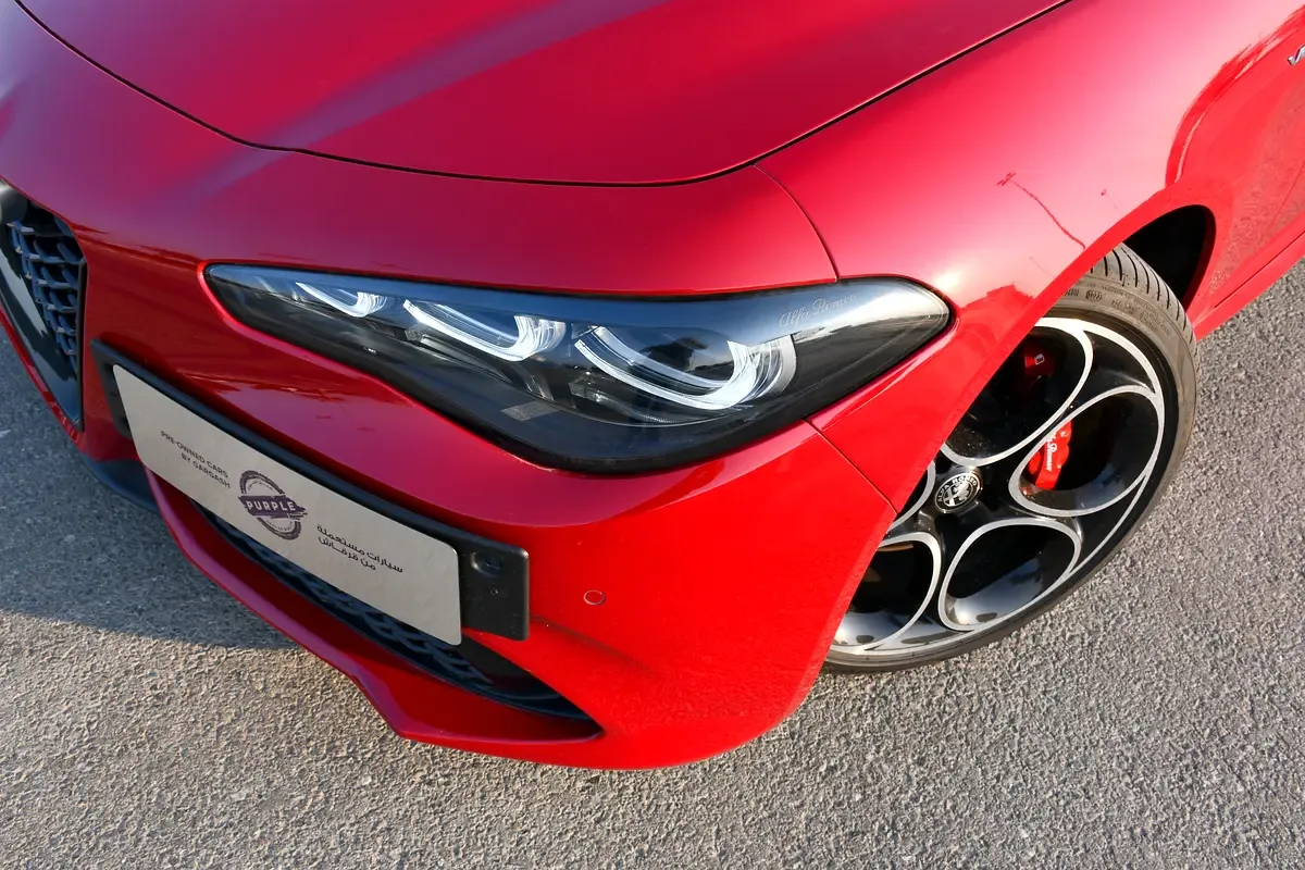 Alfa Romeo Giulia 2.0 AT AWD (280 hp) - 5