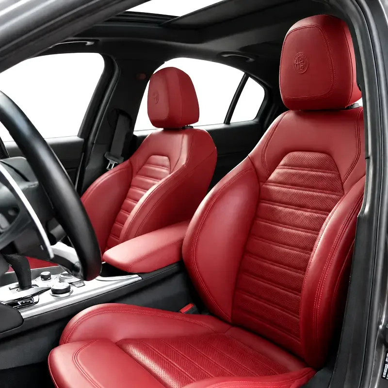 Alfa Romeo Giulia 2.0 AT AWD (280 حصان) - 12