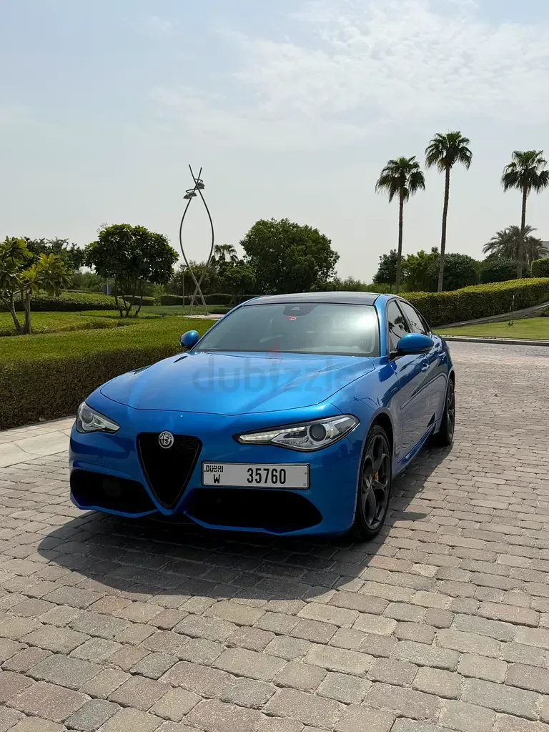 Alfa Romeo Giulia 2.0 AT RWD (280 hp) - 3
