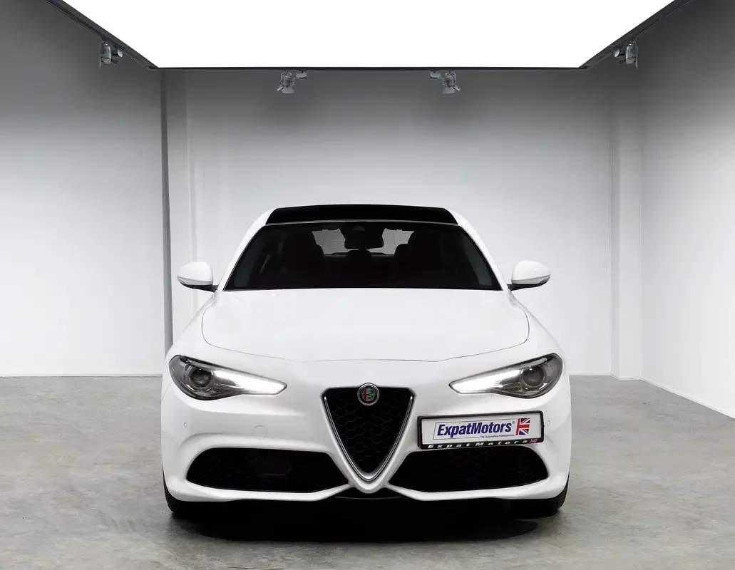 Alfa Romeo Giulia 2.0 AT RWD (280 hp) - 5
