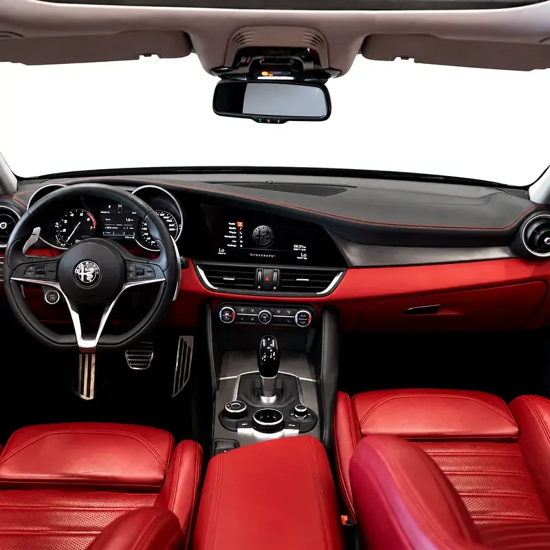 Alfa Romeo Giulia 2.0 AT RWD (280 حصان) - 7