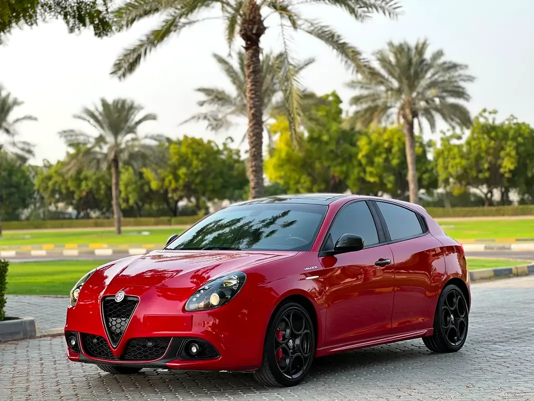 Alfa Romeo Giulietta 1.4 AMT (170 hp) - 2