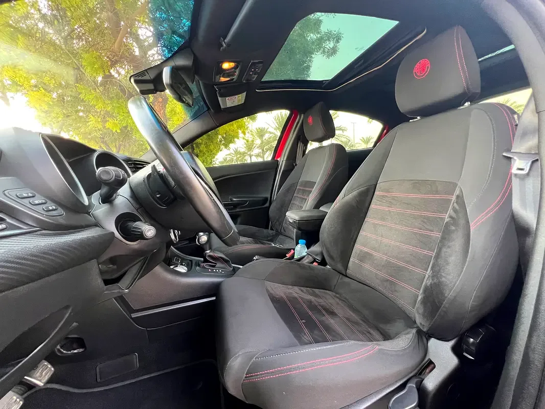 Alfa Romeo Giulietta 1.4 AMT (170 hp) - 7