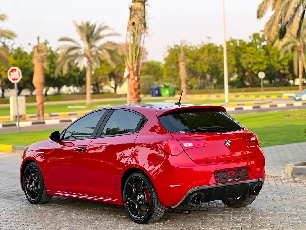 Alfa Romeo Giulietta 1.4 AMT (170 hp) - 6