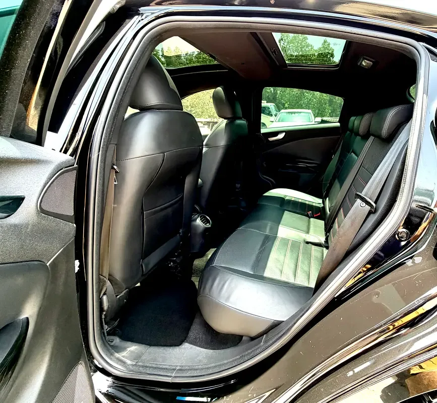Alfa Romeo Giulietta 1.4 AMT (170 حصان) - 17