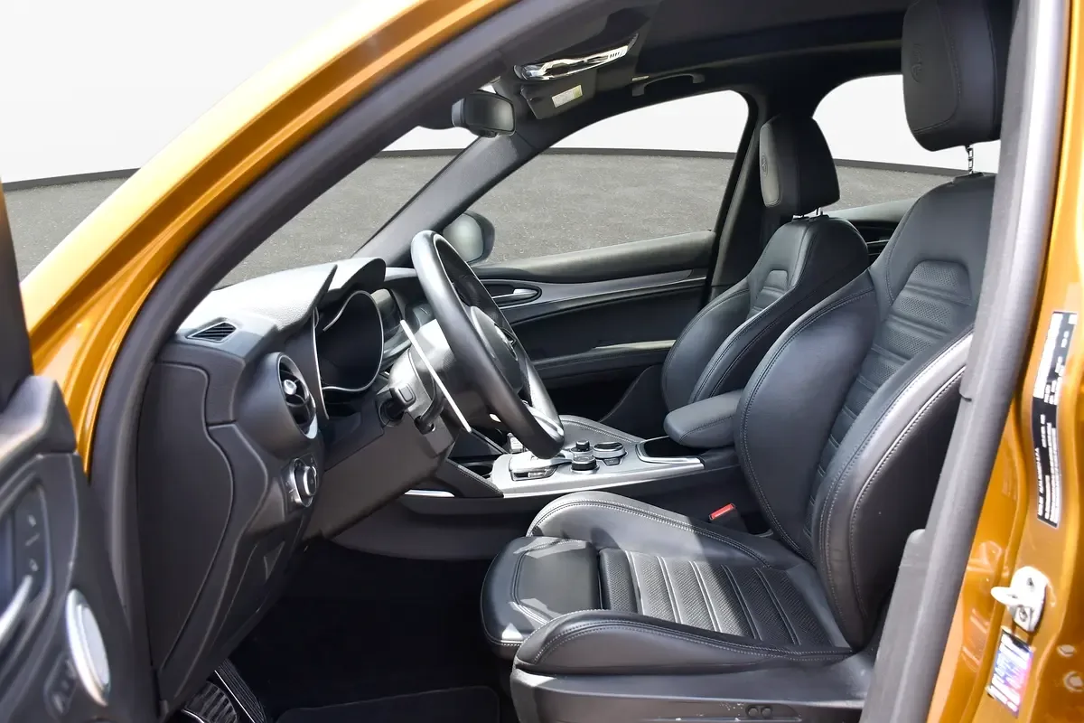 Alfa Romeo Stelvio 2.0 AT 4WD (280 hp) - 11