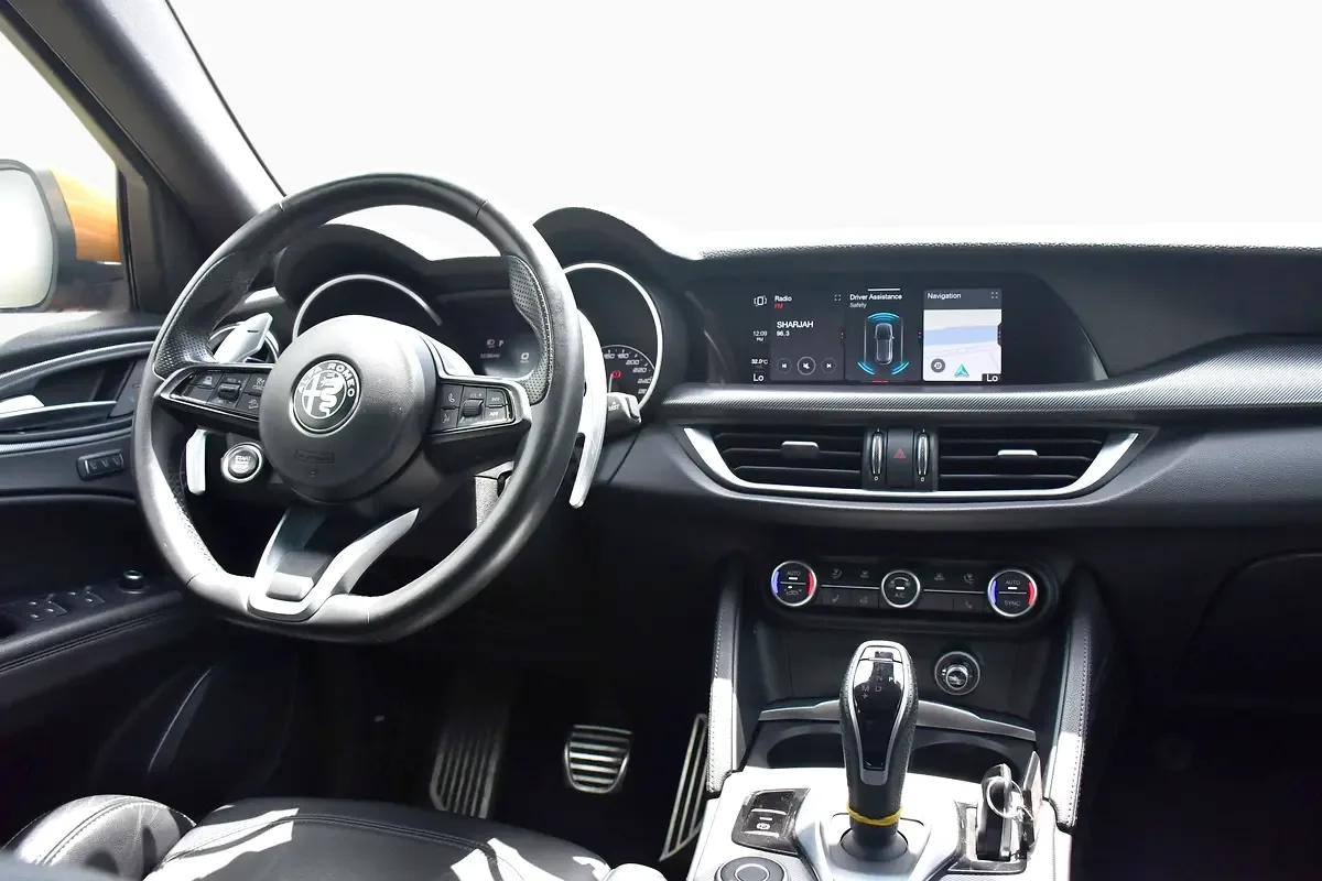 Alfa Romeo Stelvio 2.0 AT 4WD (280 hp) - 13