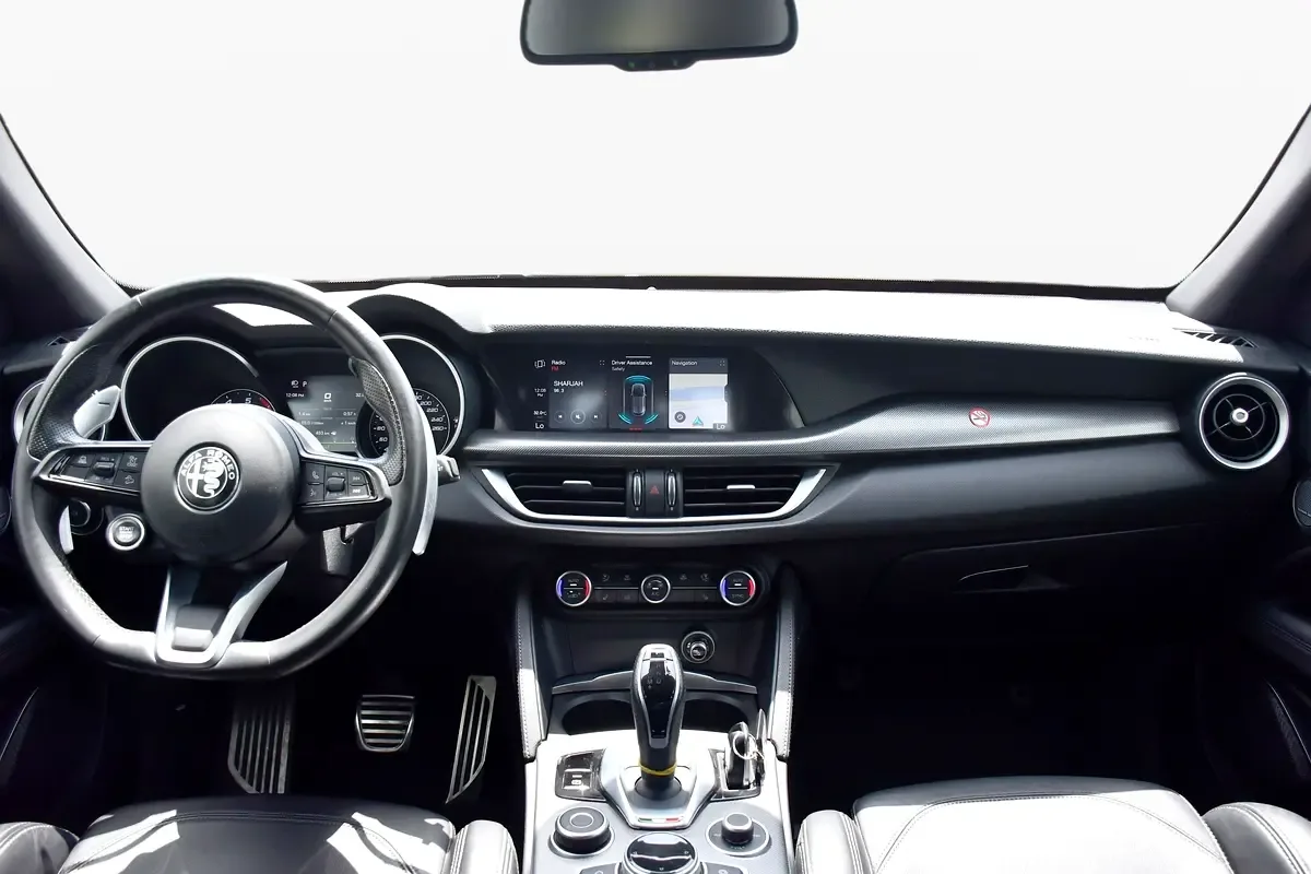 Alfa Romeo Stelvio 2.0 AT 4WD (280 hp) - 12