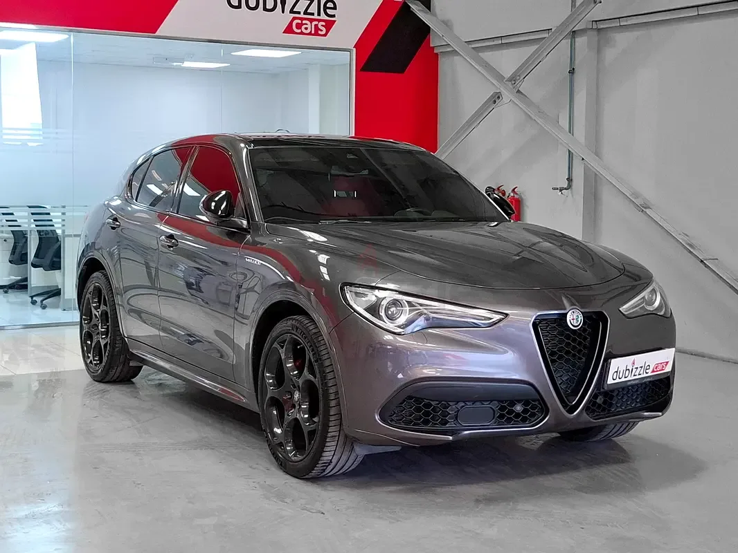 Alfa Romeo Stelvio 2.0 AT AWD (200 hp)