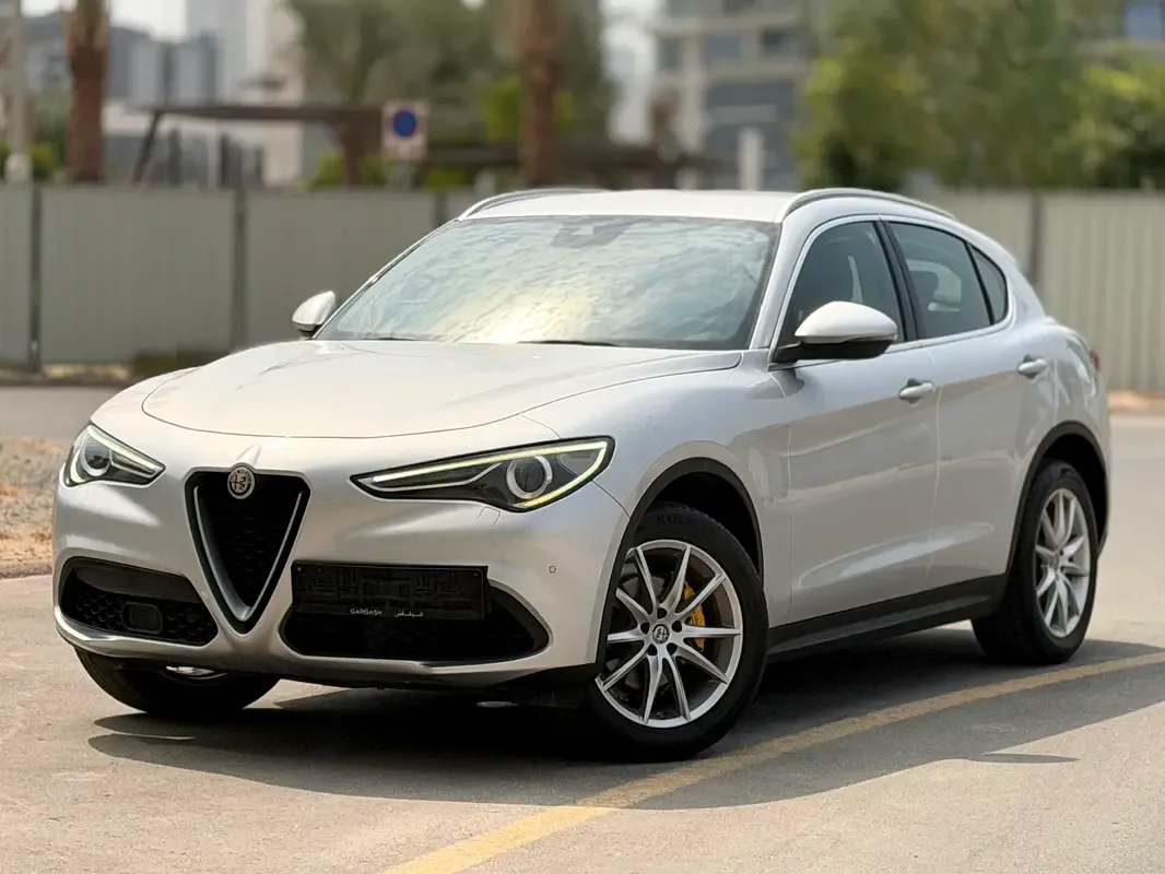 Alfa Romeo Stelvio 2.0 AT AWD (280 hp)