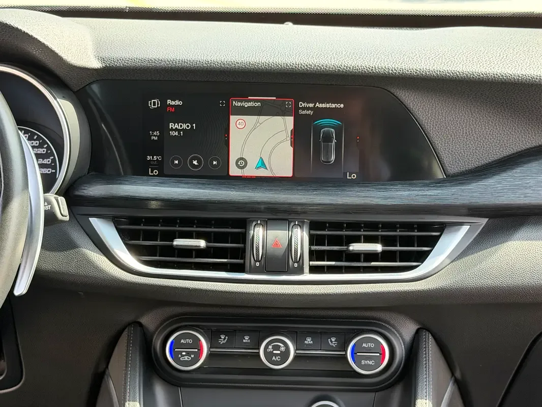 Alfa Romeo Stelvio 2.0 AT AWD (280 hp) - 9