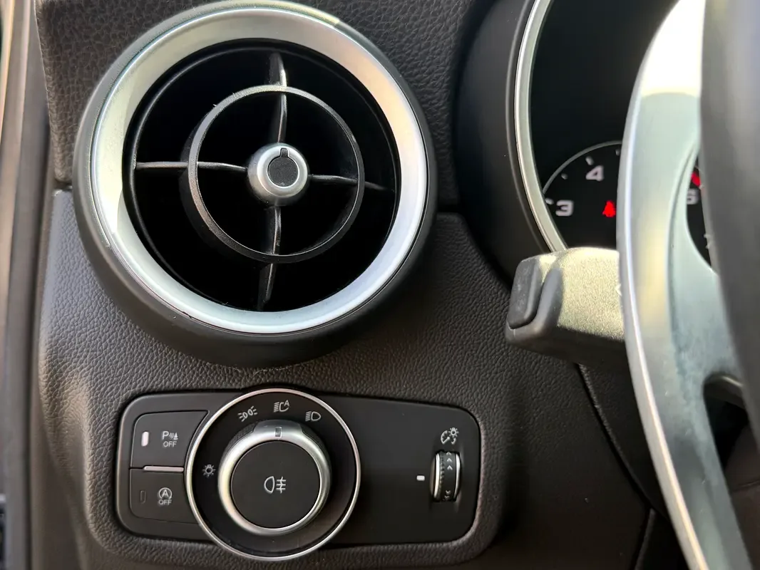 Alfa Romeo Stelvio 2.0 AT AWD (280 hp) - 18