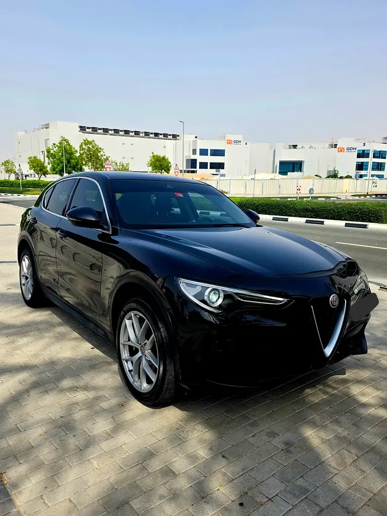 Alfa Romeo Stelvio 2.0 AT AWD (280 hp)