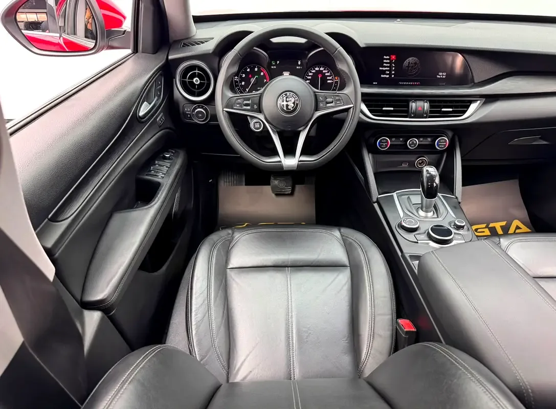 Alfa Romeo Stelvio 2.0 AT Q4 (280 حصان) - 8