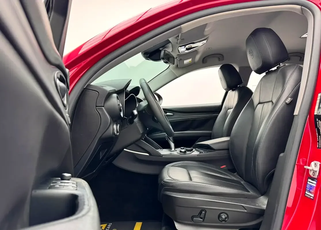 Alfa Romeo Stelvio 2.0 AT Q4 (280 حصان) - 11
