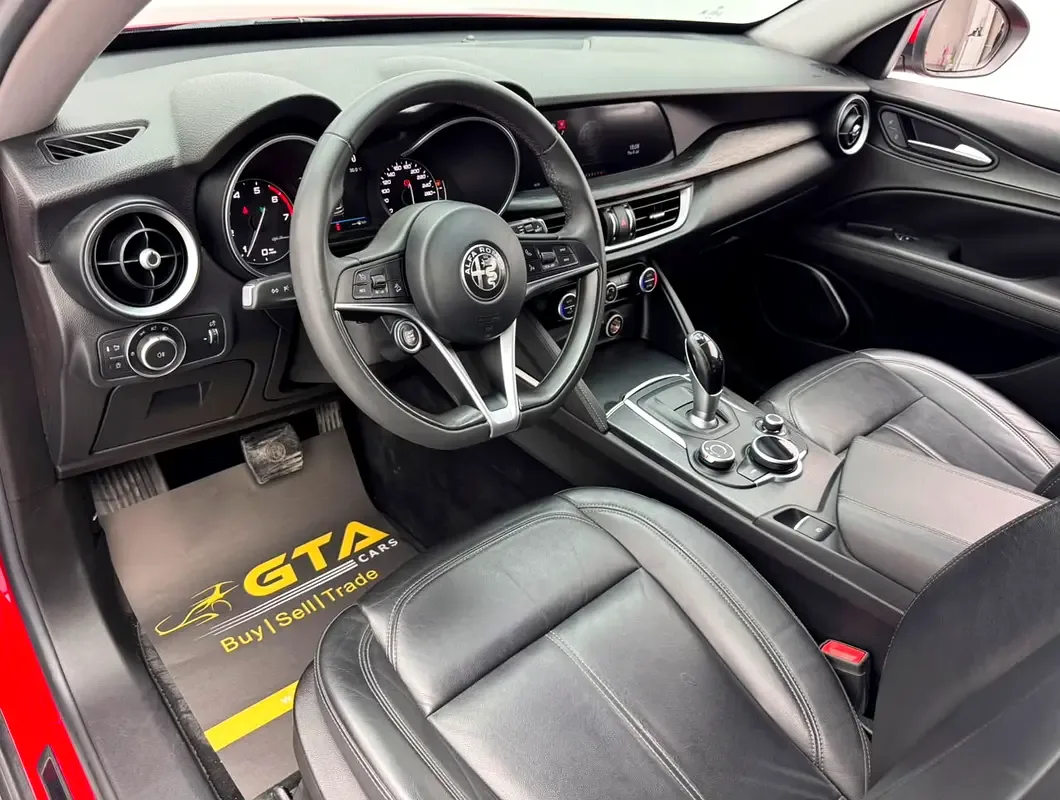 Alfa Romeo Stelvio 2.0 AT Q4 (280 حصان) - 17