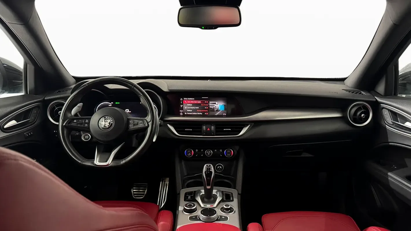 Alfa Romeo Stelvio 2.0 AT RWD (280 hp) - 9