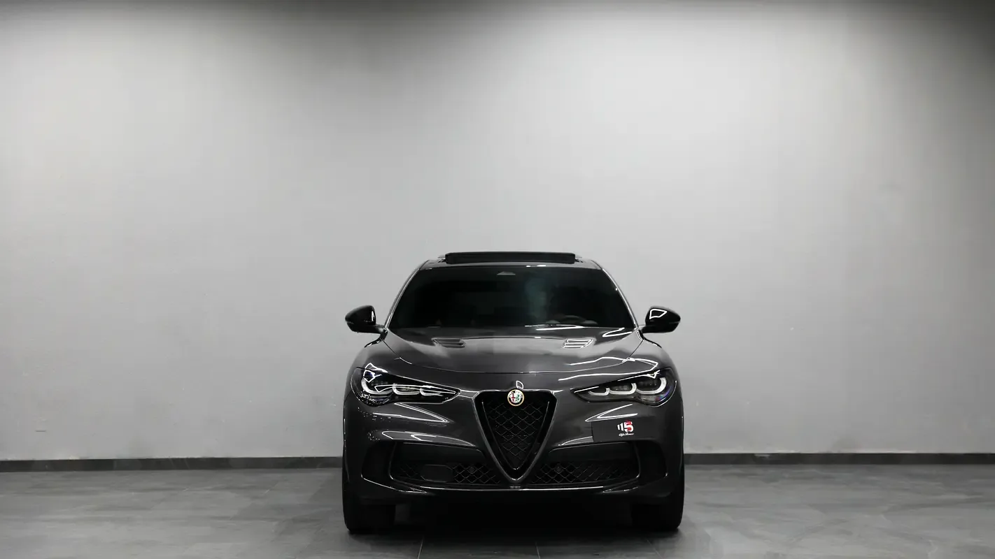 Alfa Romeo Stelvio 2.9 AT 4WD (520 حصان) - 2