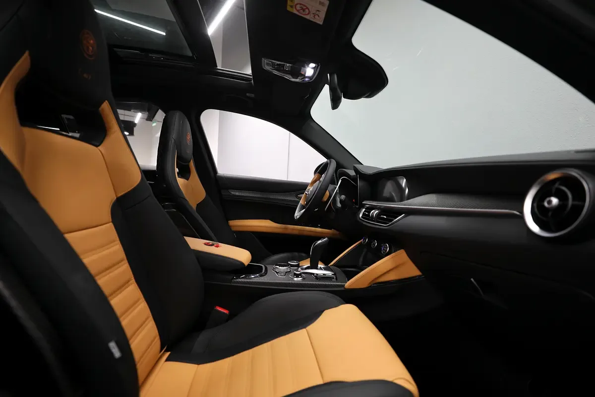 Alfa Romeo Stelvio 2.9 AT 4WD (520 حصان) - 8