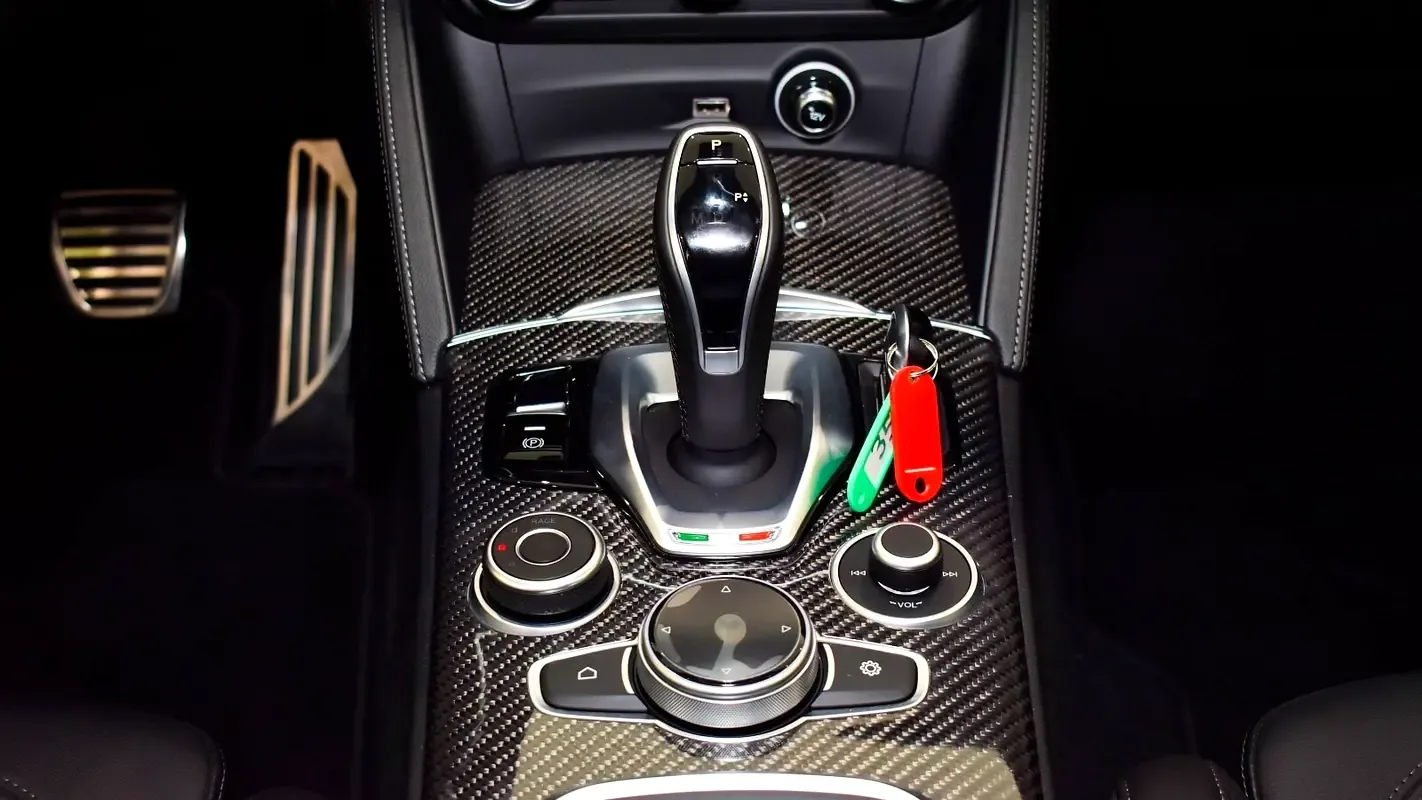 Alfa Romeo Stelvio 2.9 AT 4WD (520 hp) - 14