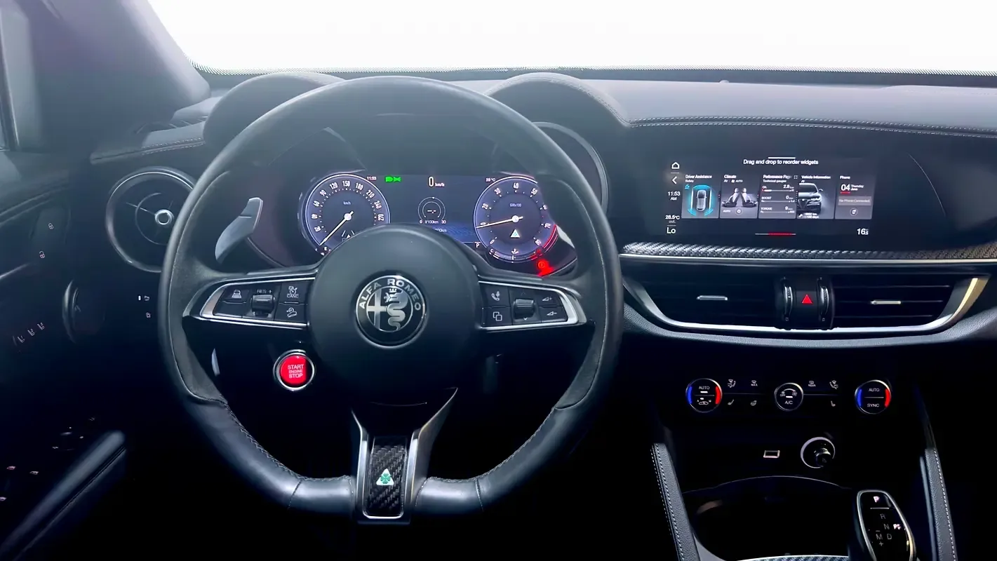 Alfa Romeo Stelvio 2.9 AT 4WD (520 حصان) - 12
