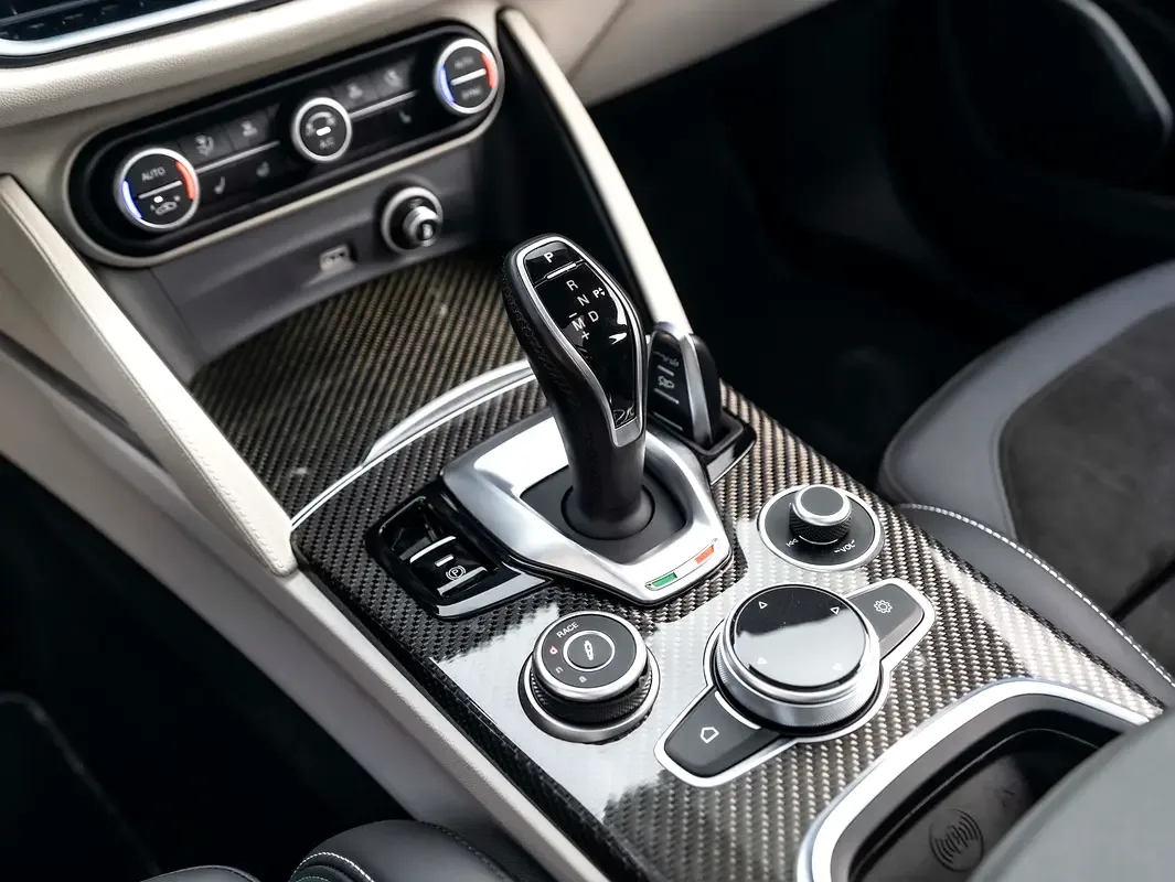 Alfa Romeo Stelvio 2.9 AT AWD (510 hp) - 8