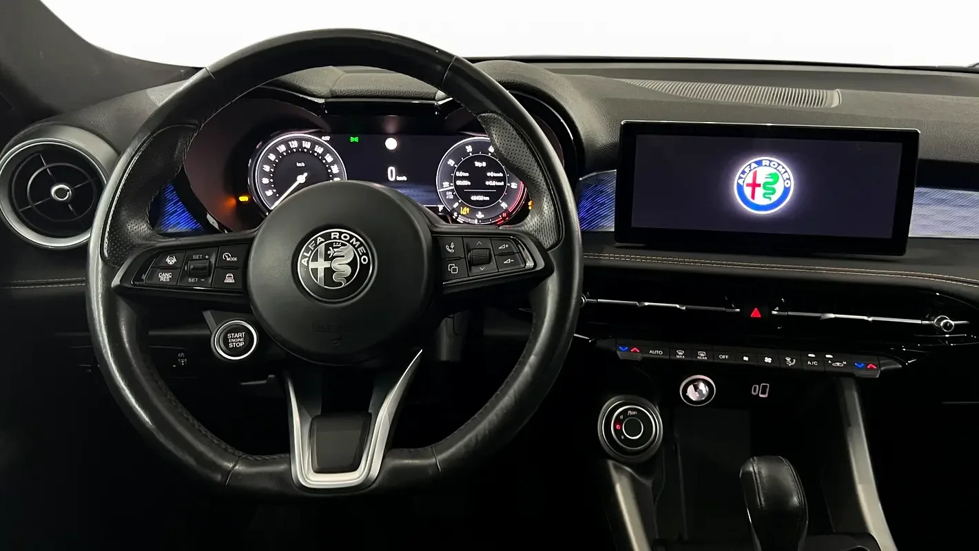 Alfa Romeo Tonale 2.0 AT 4WD (256 hp) - 11