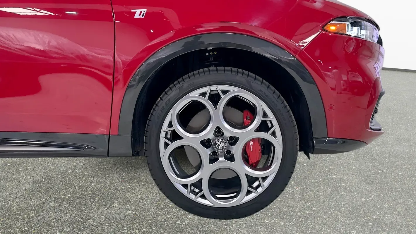 Alfa Romeo Tonale 2.0 AT 4WD (256 hp) - 3