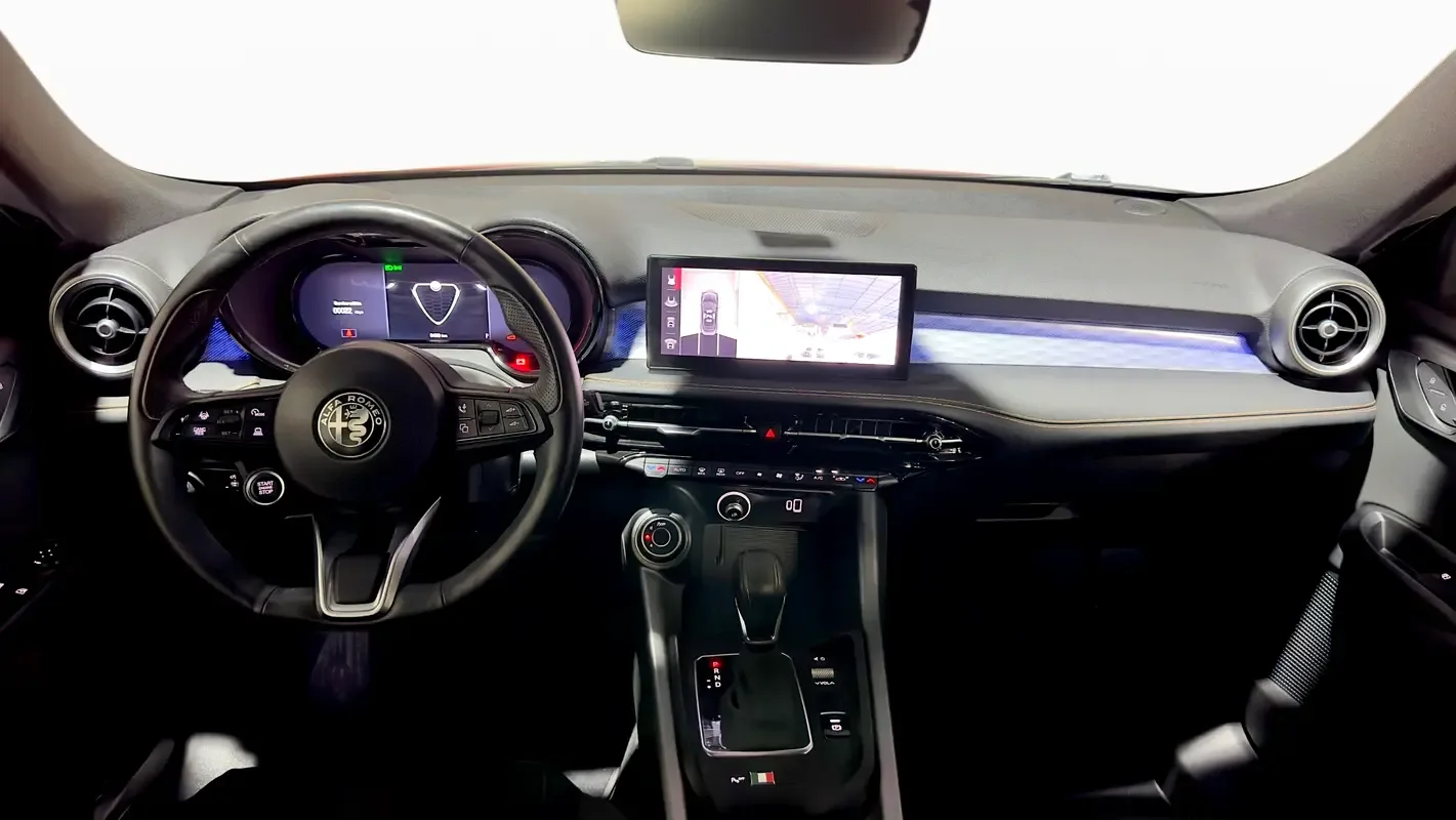 Alfa Romeo Tonale 2.0 AT 4WD (256 hp) - 10