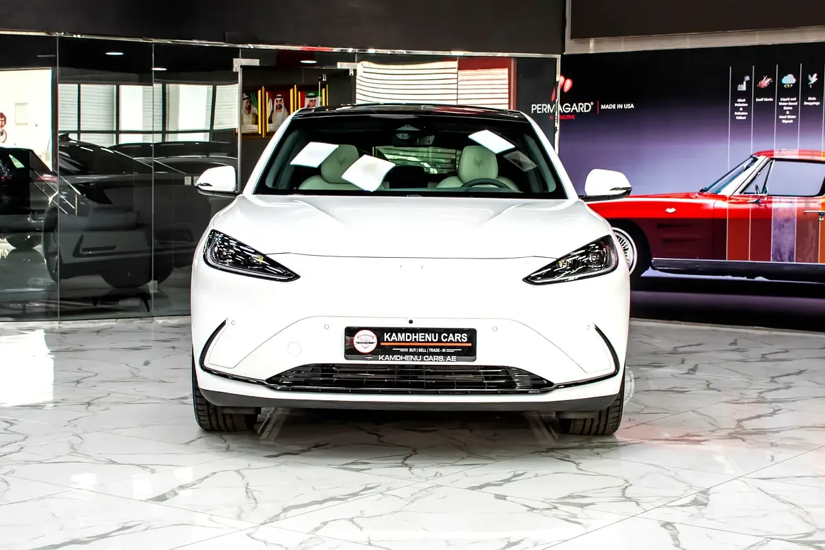 Arcfox Alpha S AT 4WD (643 hp) - 2