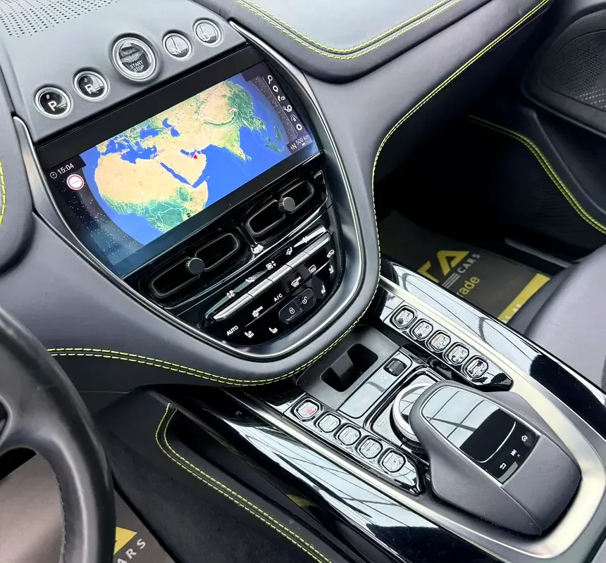 Aston Martin DBX 4.0 AT AWD (550 hp) - 17