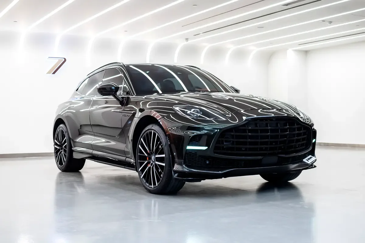 Aston Martin DBX 4.0 AT AWD (707 hp) - 2