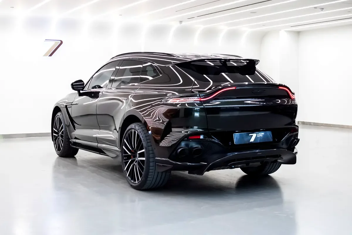 Aston Martin DBX 4.0 AT AWD (707 hp) - 4