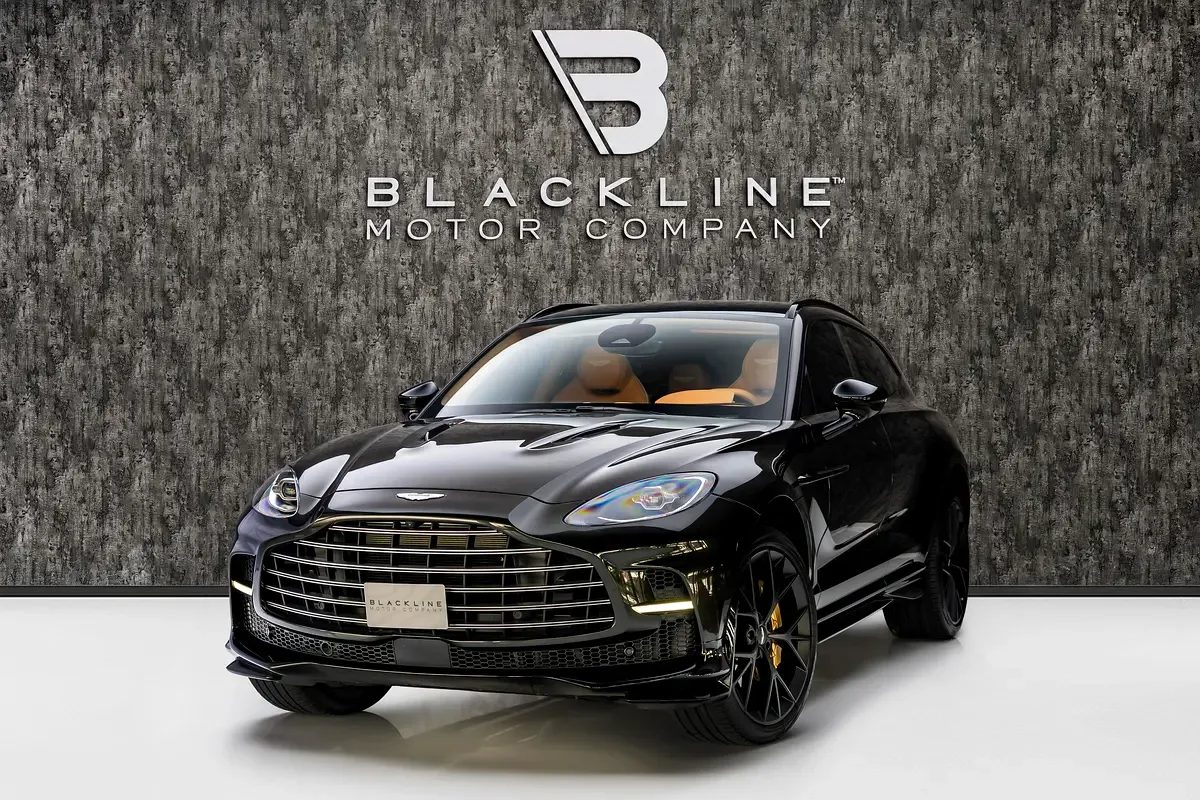 Aston Martin DBX 4.0 AT AWD (707 hp)