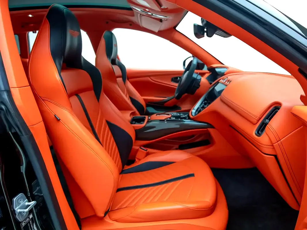 Aston Martin DBX 4.0 AT AWD (707 hp) - 11