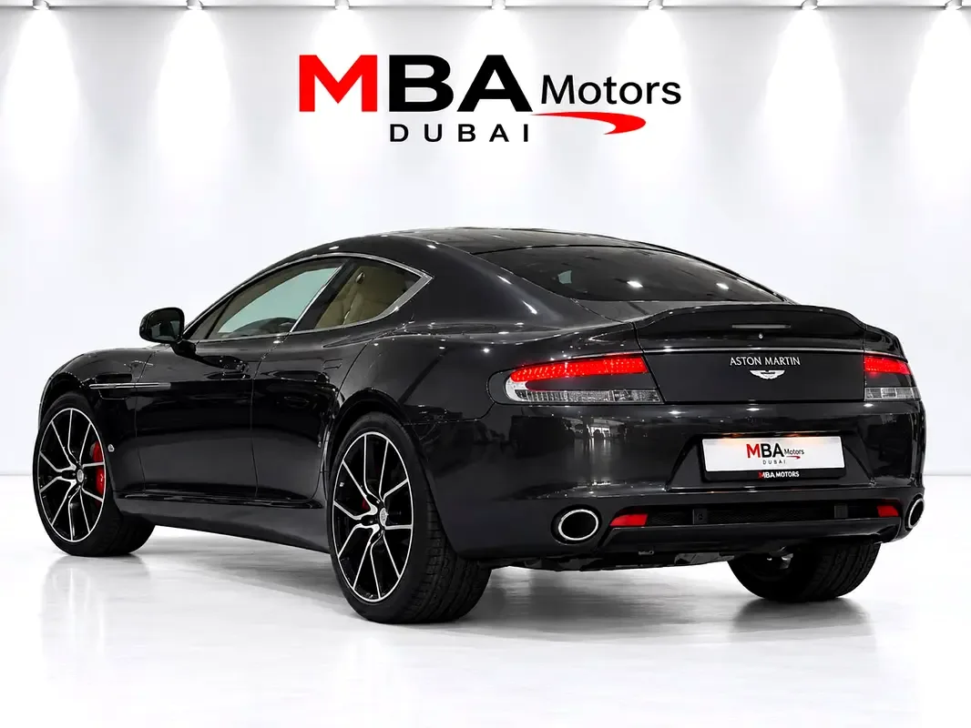 Aston Martin Rapide 5.9 AT RWD (560 حصان) - 3
