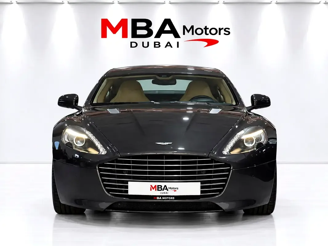 Aston Martin Rapide 5.9 AT RWD (560 حصان) - 5
