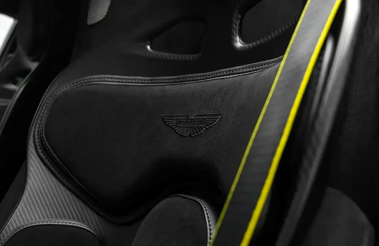 Aston Martin Valhalla 4.0 AMT AWD (1079 حصان) - 8