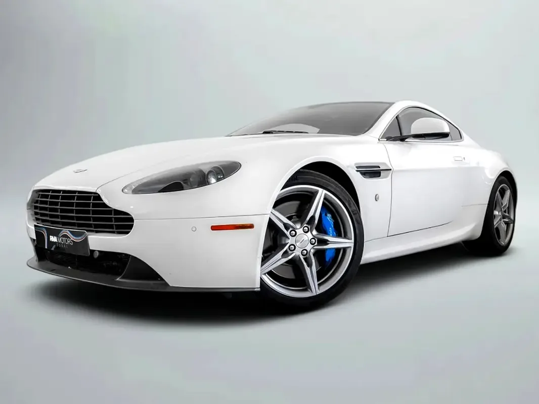 Aston Martin Vantage 4.7 V8 Sportshift (426 حصان) - 5