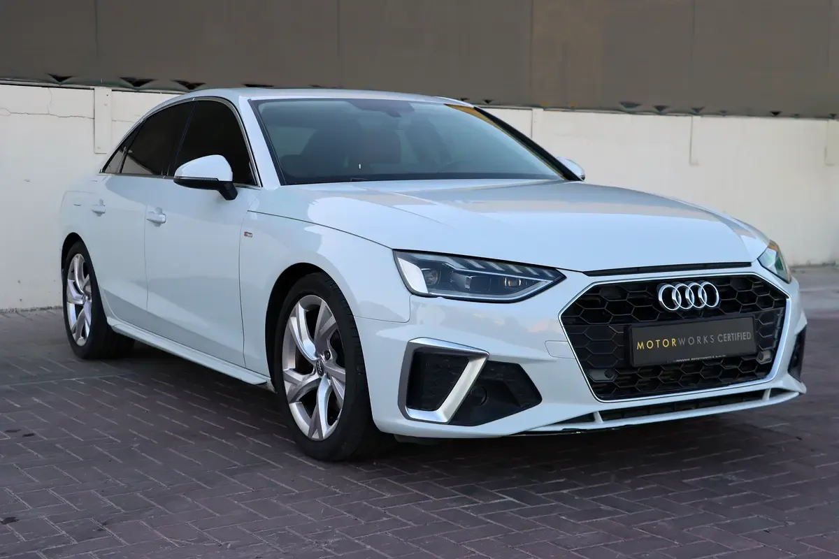 Audi A4 1.4 (150 HP) tronic (version 35 TFSI
