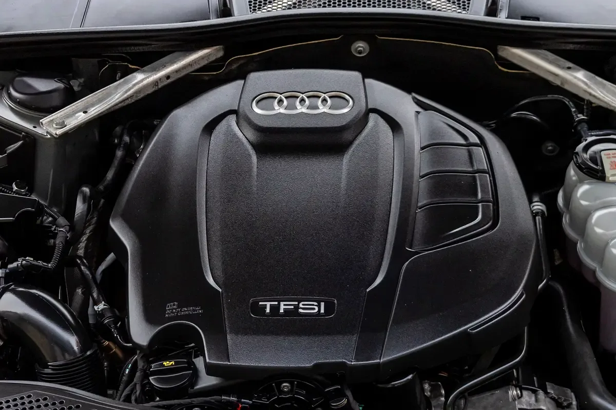 Audi A4 1.4 (150 HP) tronic (version 35 TFSI - 10