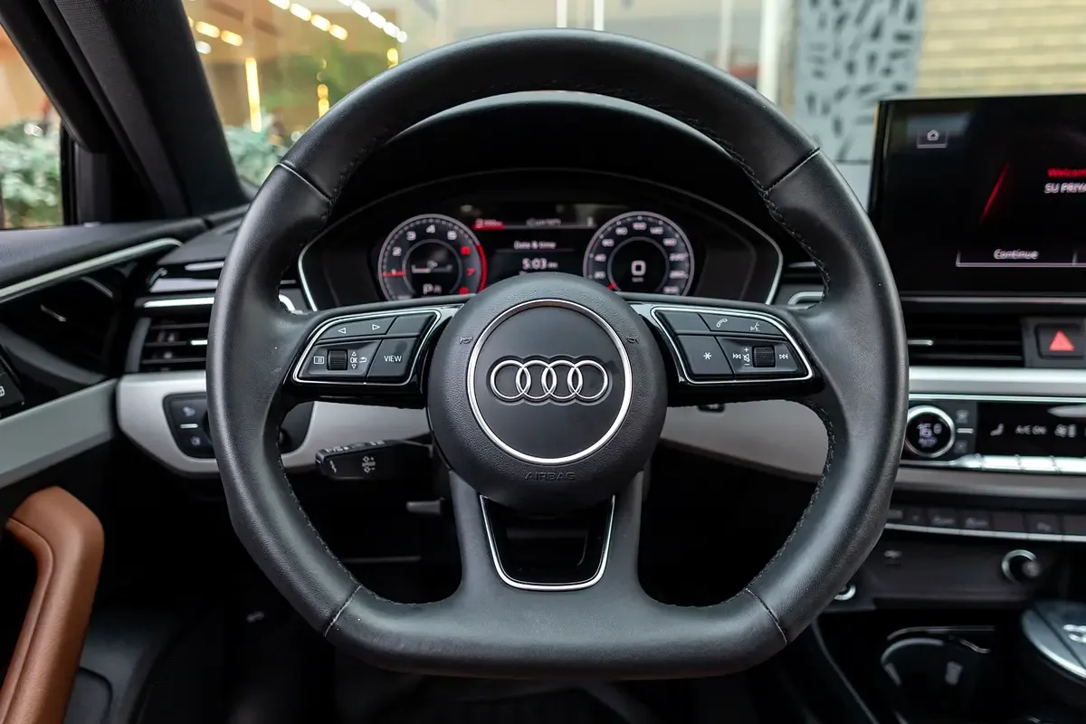 Audi A4 1.4 (150 HP) tronic (version 35 TFSI - 15