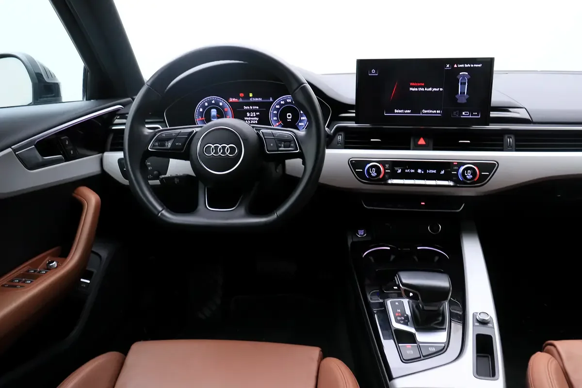Audi A4 2.0 (249 حصان) robot - 11