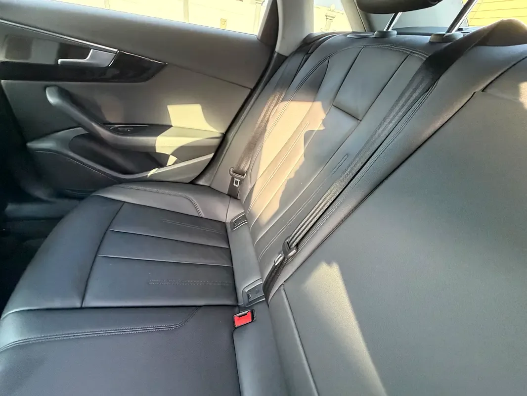 Audi A4 2.0 (249 hp) robot - 14
